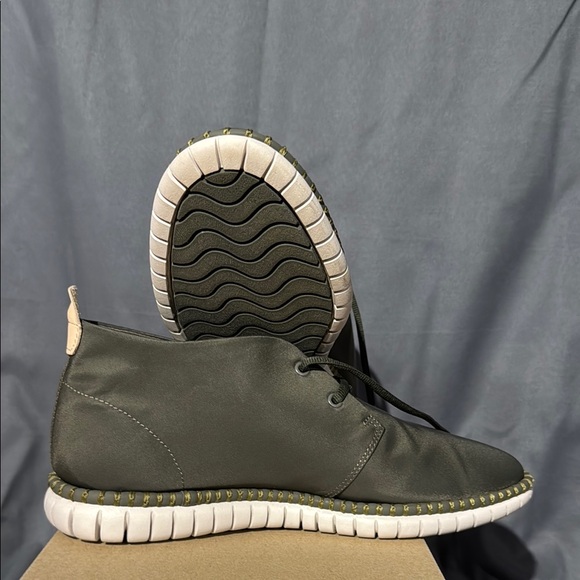 Clarks Men's Olive Green Shoes - Picture 4 of 4